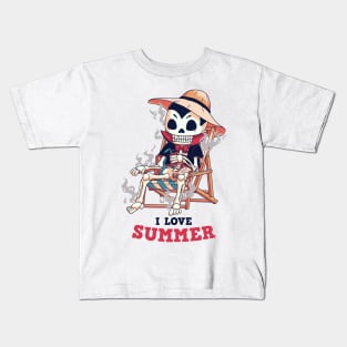 Dracula loves summer // Vampire, holidays, sunbathing Kids T-Shirt